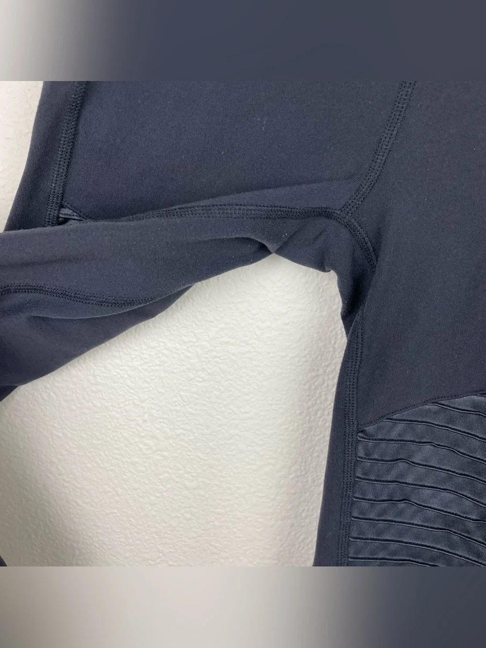 Alo Yoga Women's Small Black Moto Panel Leggings Mid Rise Athletic Casual Gym